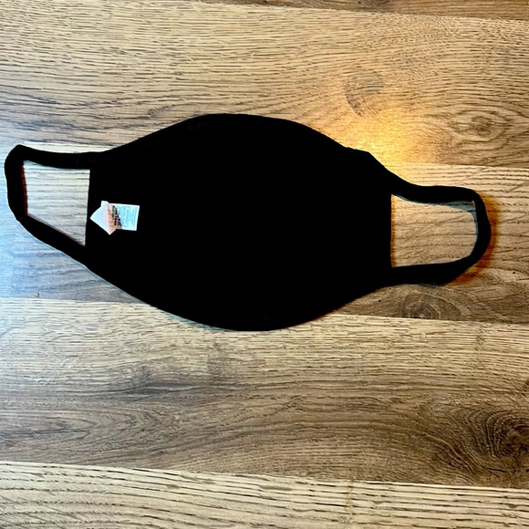 Black Lives Matter Mask - Picture 2 of 5